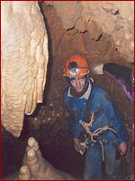 п.Тузуксу, у сифона, дно пещеры